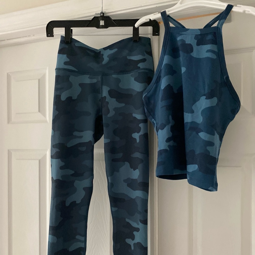 Fabletics Two Piece Midnight Camo Set.  Never worn - new with tags.